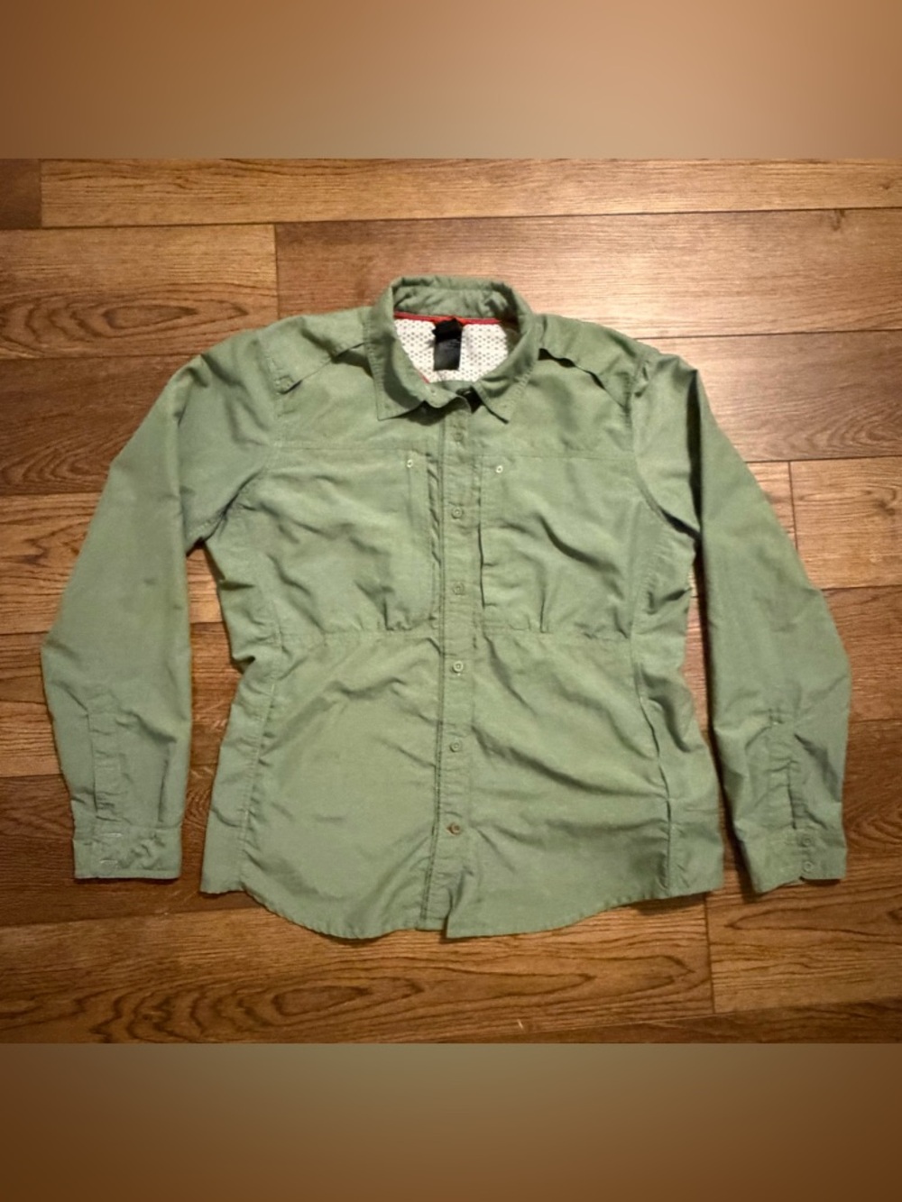 The North Face Olive Green Vented Lightweight Shirt Jacket for Hiking Outdoors